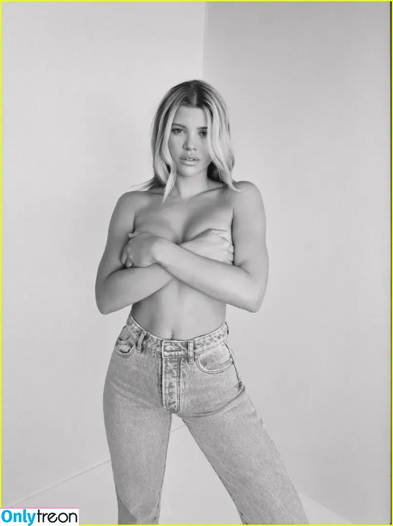 Sofia Richie nude photo #0652 (sofiarichie)