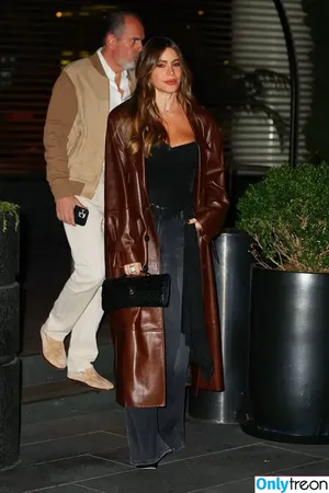 Sofia Vergara / sofia_vergara / sofiavergara nude photo #2235