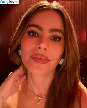 Sofia Vergara / sofia_vergara / sofiavergara nude photo #2247