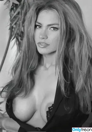 Sofia Vergara / sofia_vergara / sofiavergara nude photo #2339