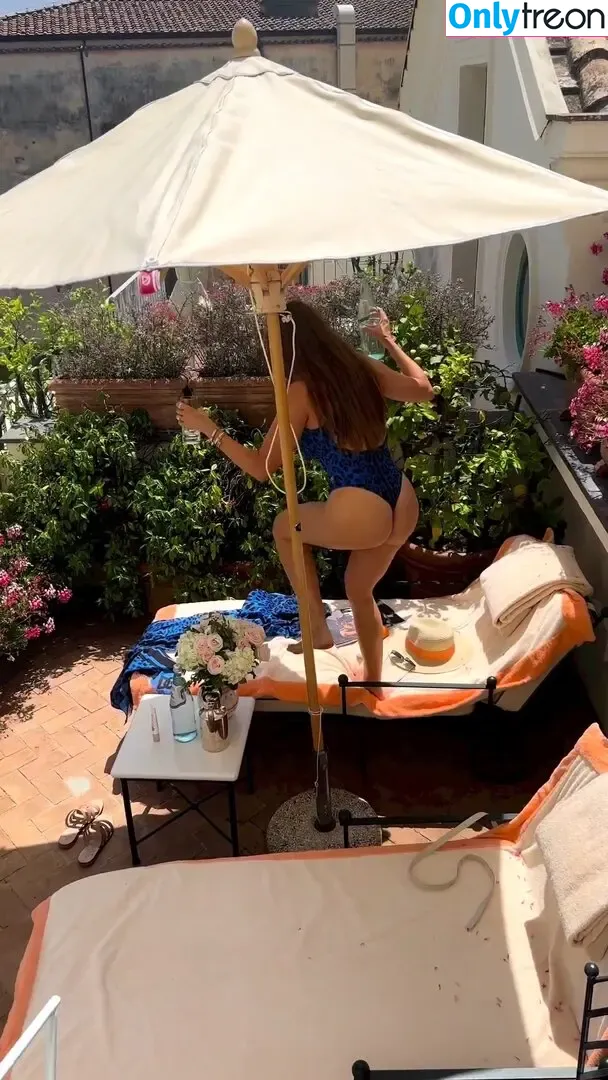 Sofia Vergara голая photo #2111 (sofia_vergara / sofiavergara)