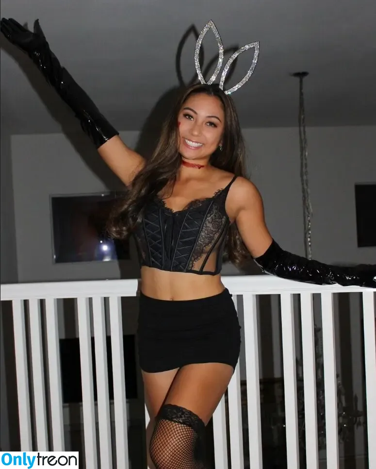 Sofia Young nude photo #0008 (sofiaayoung / sofieyoungxxx)