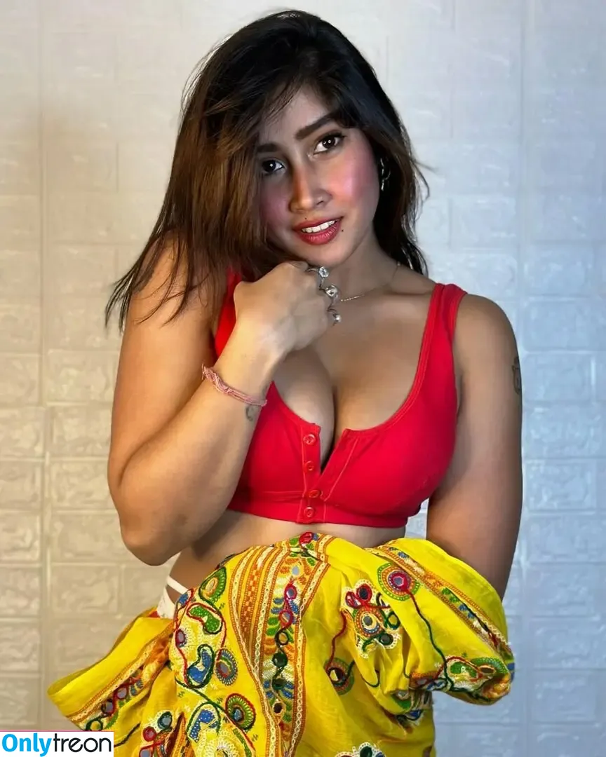 Sofia nude photo #0118 (sofi_juice / sofia99____official / sofiasilk)