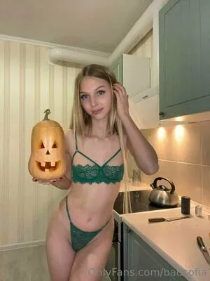 sofiaaaparker / sofiaaaparkerlife nude photo #0006