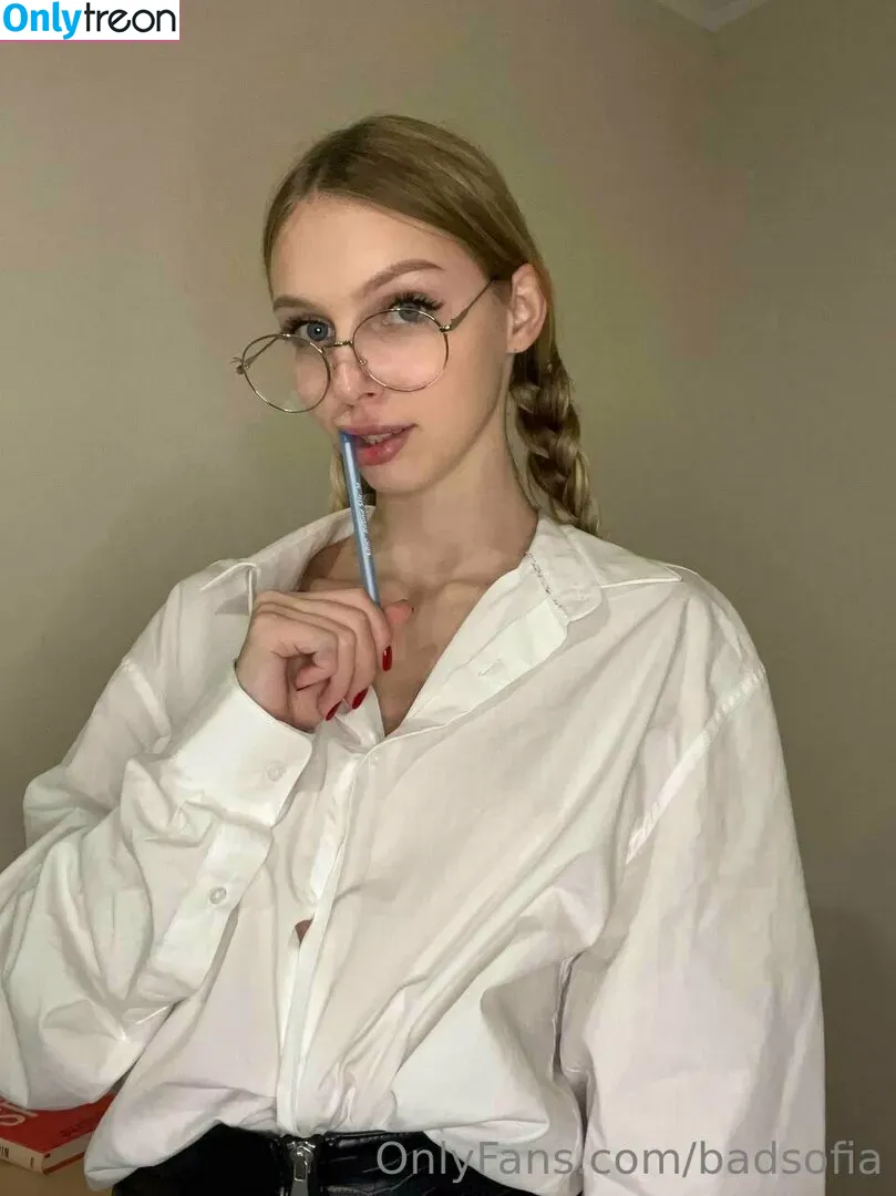 sofiaaaparker nude photo #0005 (sofiaaaparkerlife)