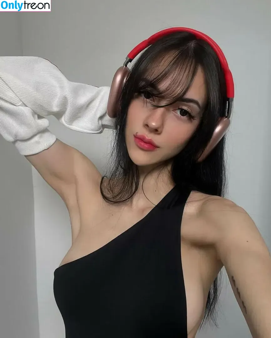 Sofiaatreides nude photo #0336 (Sofiaatreides)