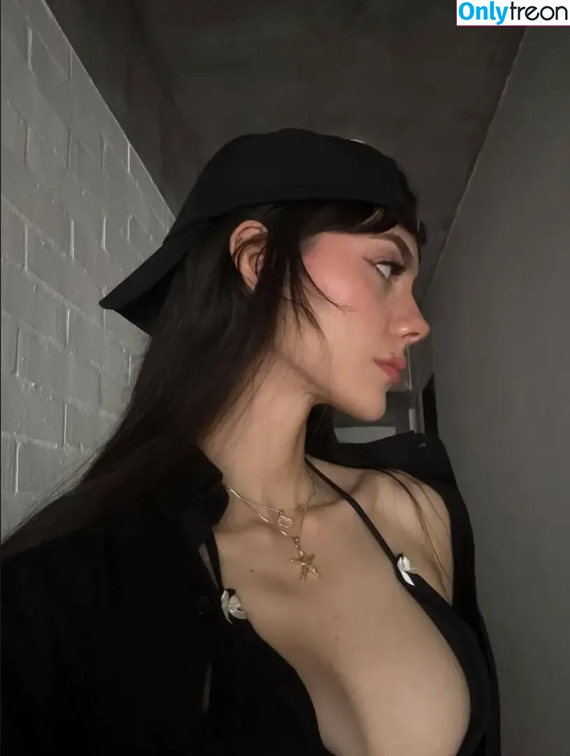Sofiaatreides nude photo #0413 (Sofiaatreides)