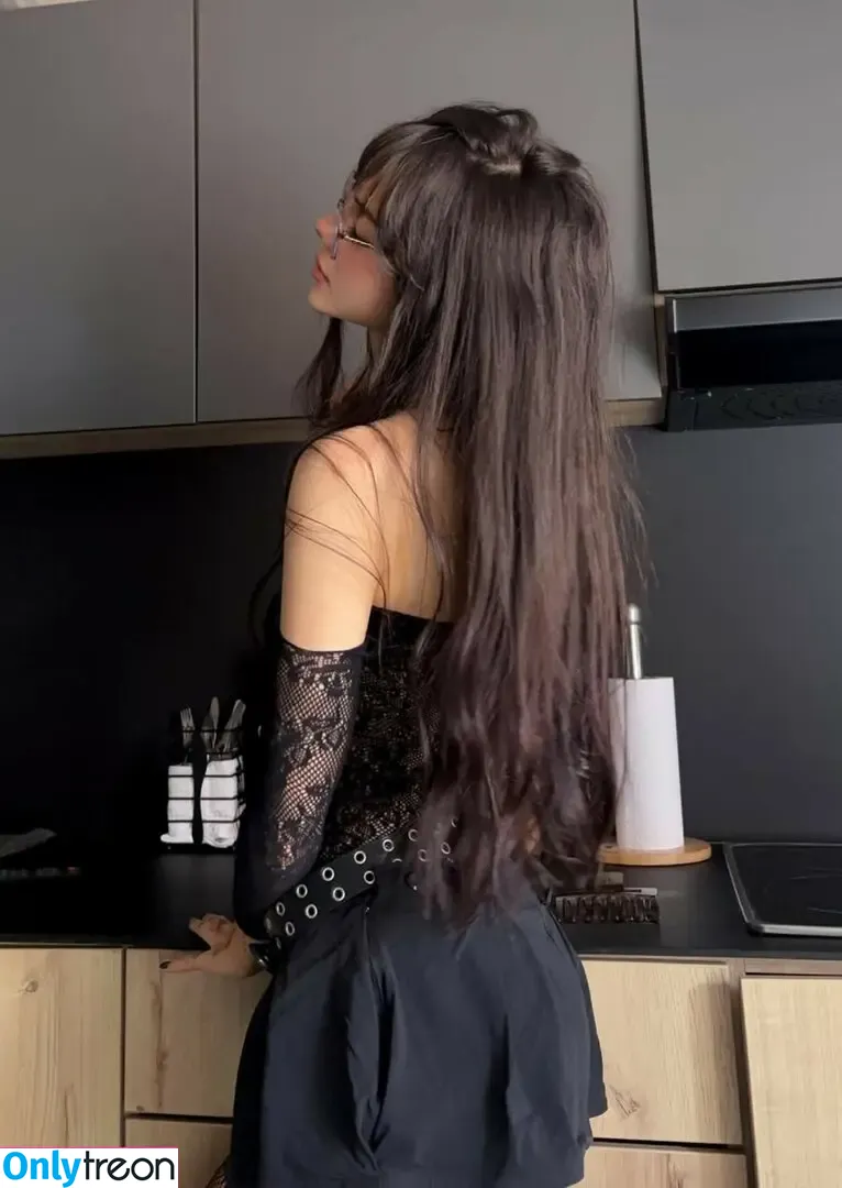 Sofiaatreides nude photo #0435 (Sofiaatreides)