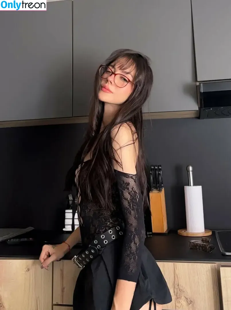 Sofiaatreides nude photo #0438 (Sofiaatreides)