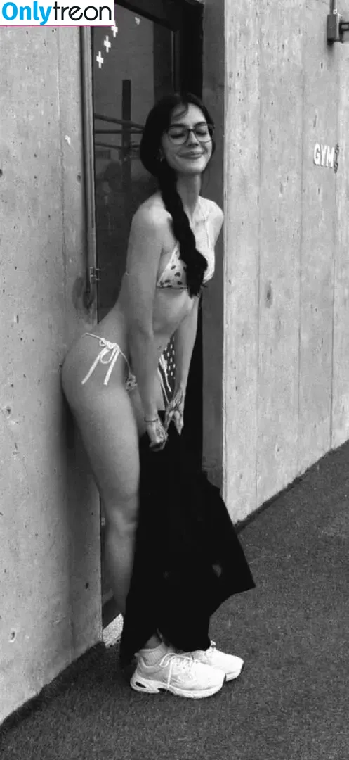 Sofiaatreides голая photo #0443 (Sofiaatreides)