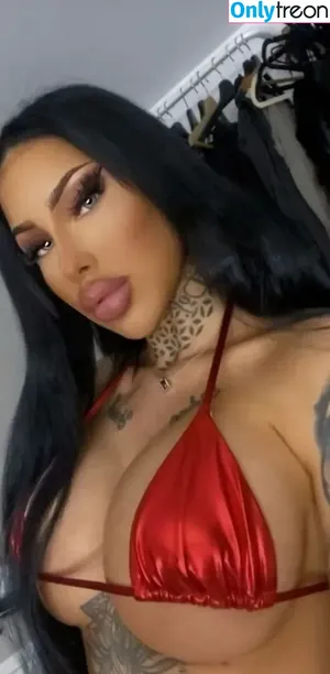SofiaDivine69 / _sabileyaa_ фото голая #0002