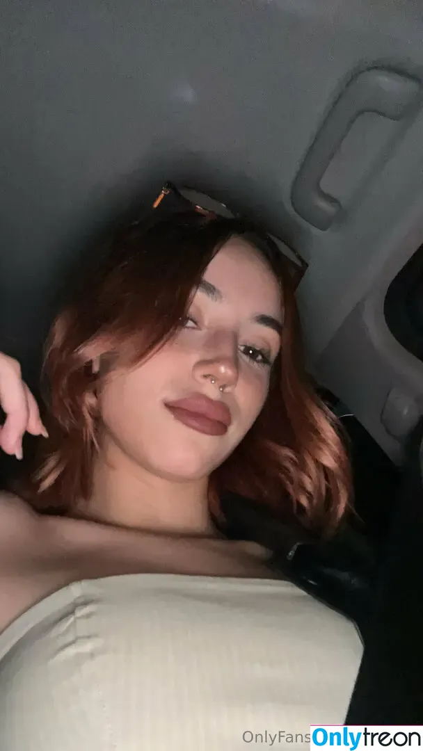 sofiakye голая photo #0021 (sofiakye01)