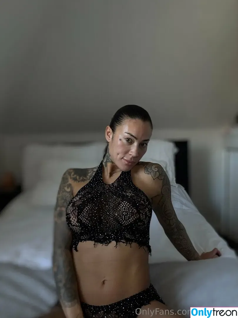 sofialeex nude photo #0178 (sofialexofficial)