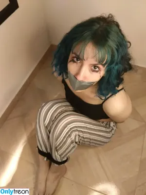  nude photo #0001