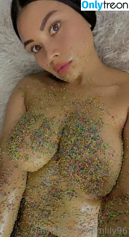 Sofiariquelmee nude photo #0012 (sofi_riquelme)