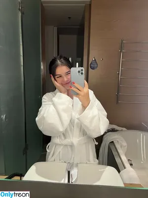 SofiaSun / sophiasunnnnnnn nude photo #0011