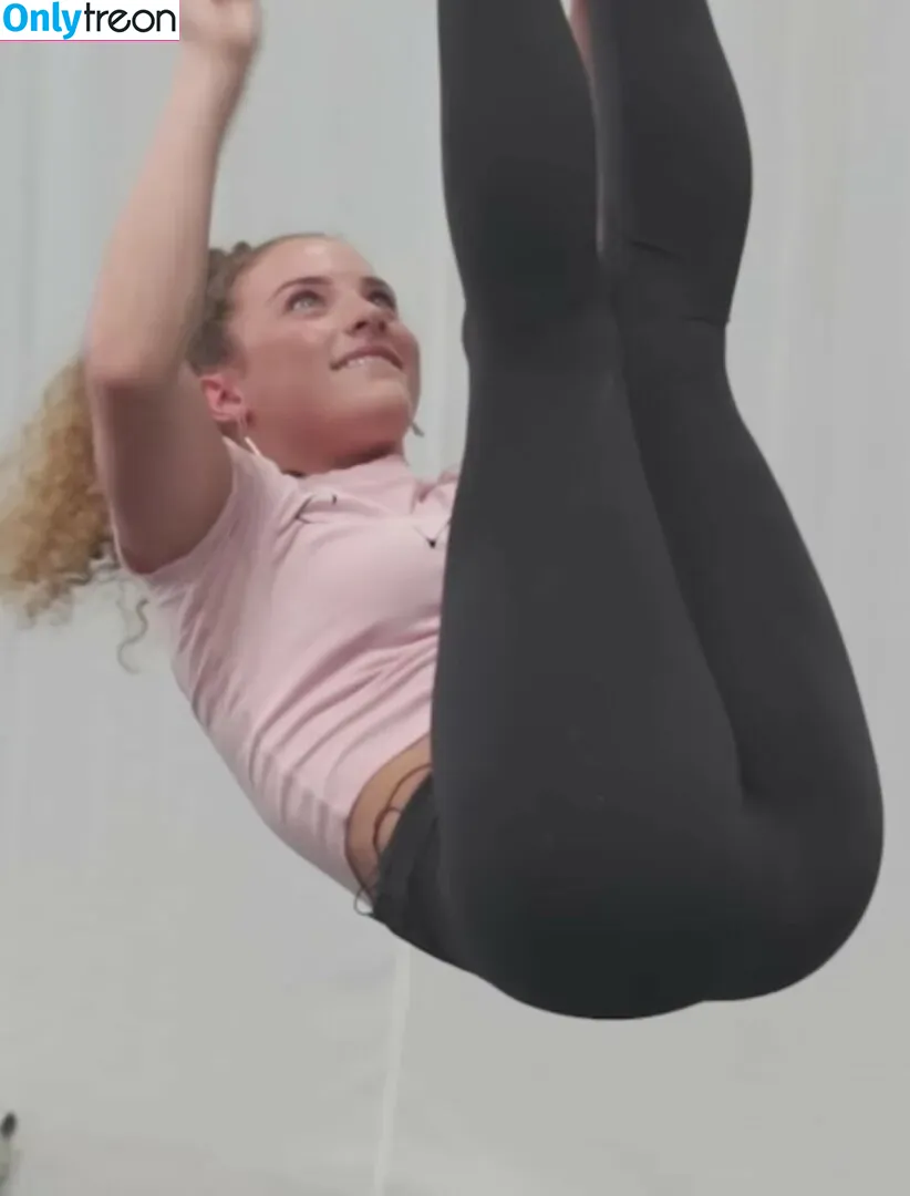 Sofie Dossi голая photo #0069 (sofiedossi)