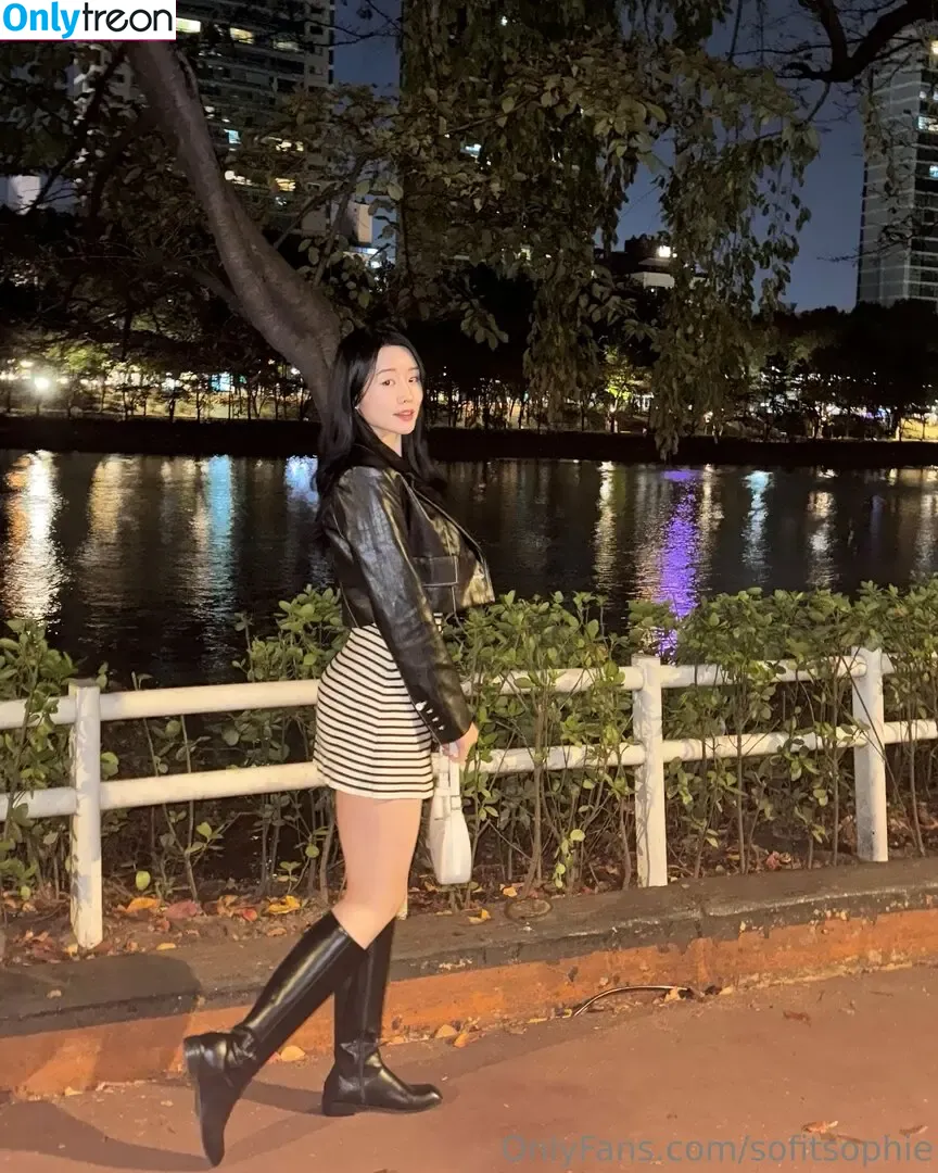 sofitsophie голая photo #0080 (sofitsophie_)