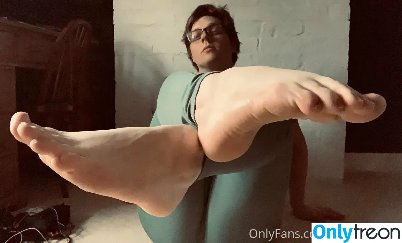 softboyfeetx голая photo #0001 (softboyfeetx)