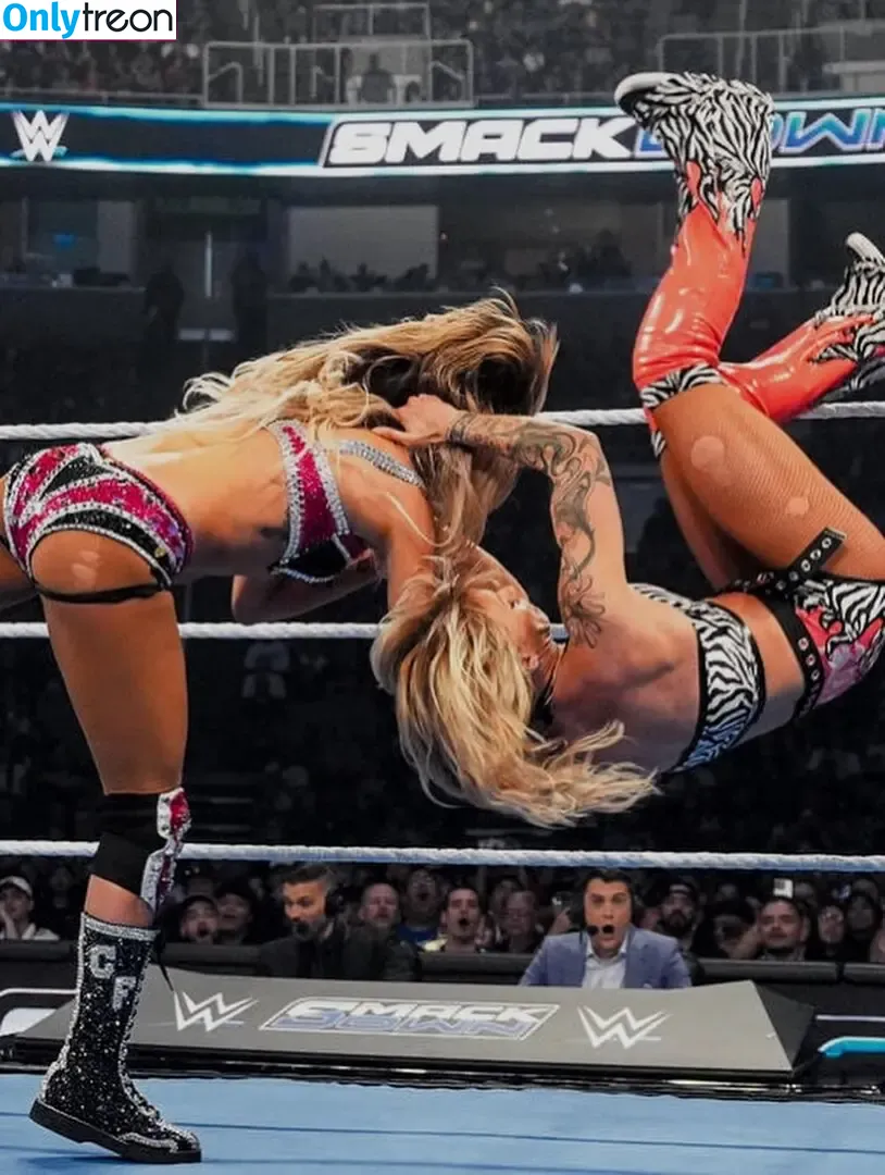 Sol Ruca голая photo #0767 (solrucawwe / solrvca)