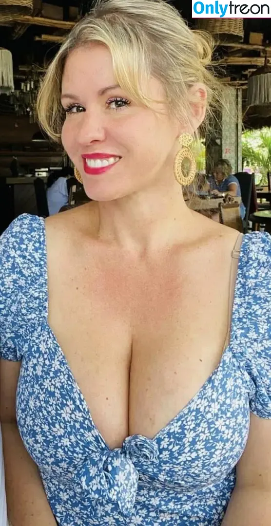 Sol Vegas nude photo #0002 (goddessstellasol / solvegaass)