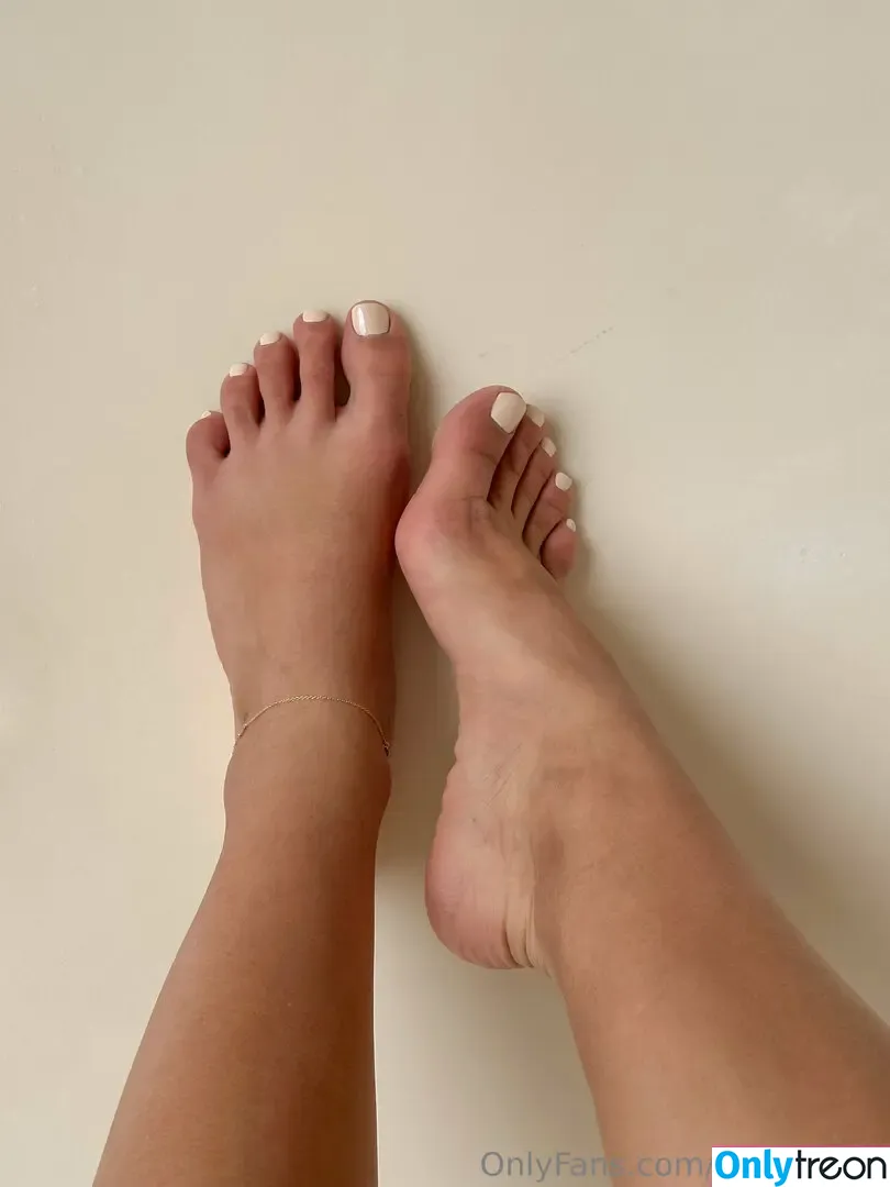 sole.sissys nude photo #0012 (sole.sissys)