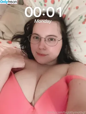 soleilestelle / bigtiddymoth / bigtittymothgf / mirasol.zpt / soleil nude photo #0018