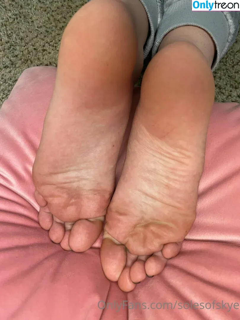 SolesOfSkye nude photo #0041 (feetphotossss)