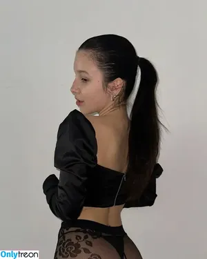 Solllomia / miamaievska nude photo #0030