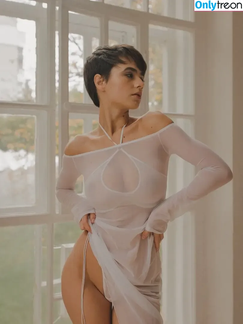 Solomia Maievska nude photo #3643 (miamaievska / solomia_maievska)