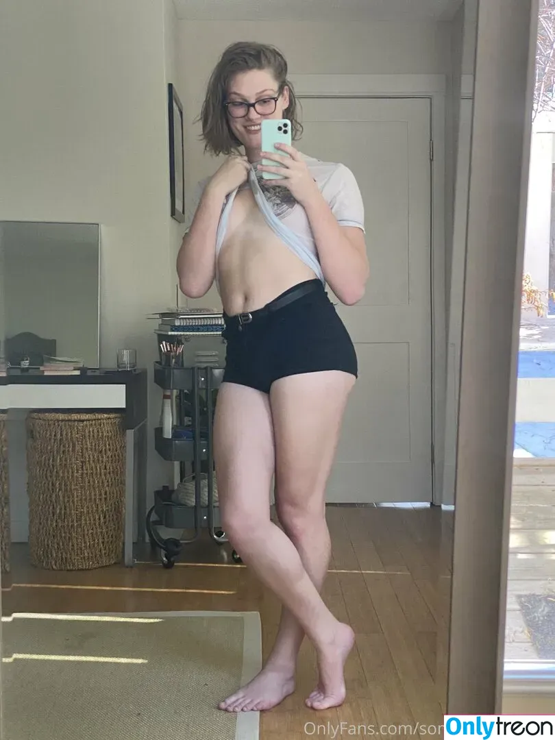 somelittlecrumbs nude photo #0008 (spacegurl_9)
