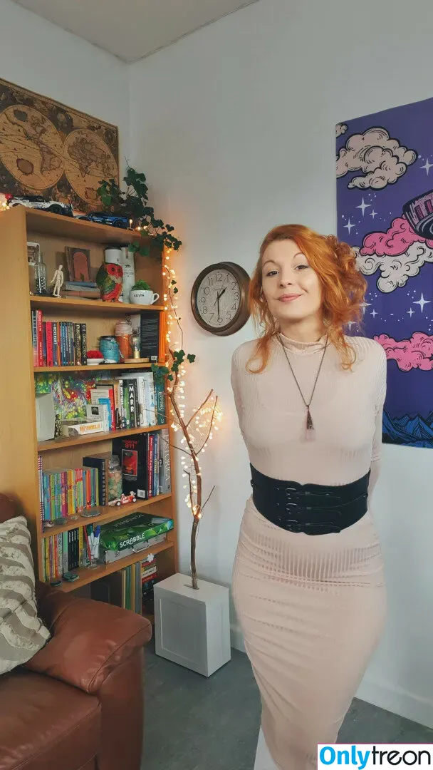 Somethingnotsilly nude photo #0021 (libnmtc / snsilly / somethingnotstupid)