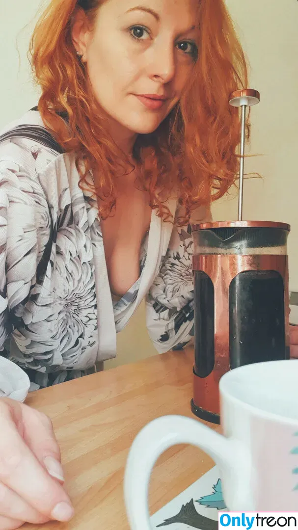 Somethingnotsilly nude photo #0146 (libnmtc / snsilly / somethingnotstupid)