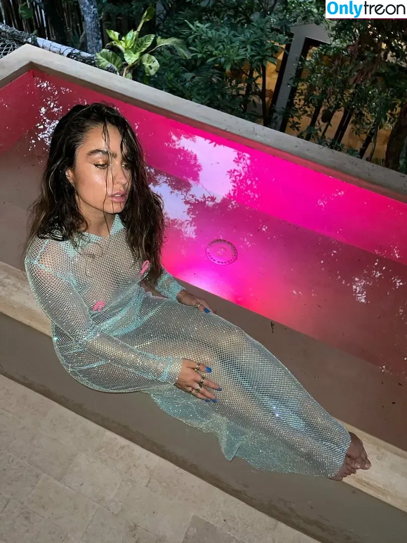 Sommer Ray nude photo #3560 (sommer-ray / sommerray)