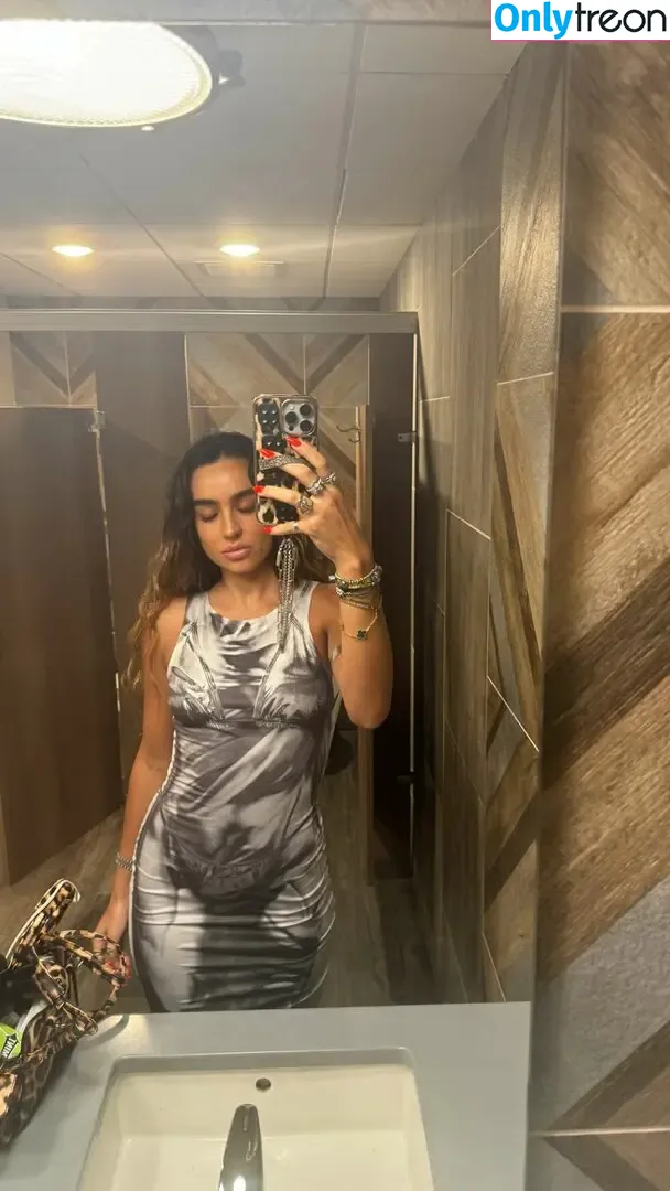Sommer Ray nude photo #3587 (sommer-ray / sommerray)