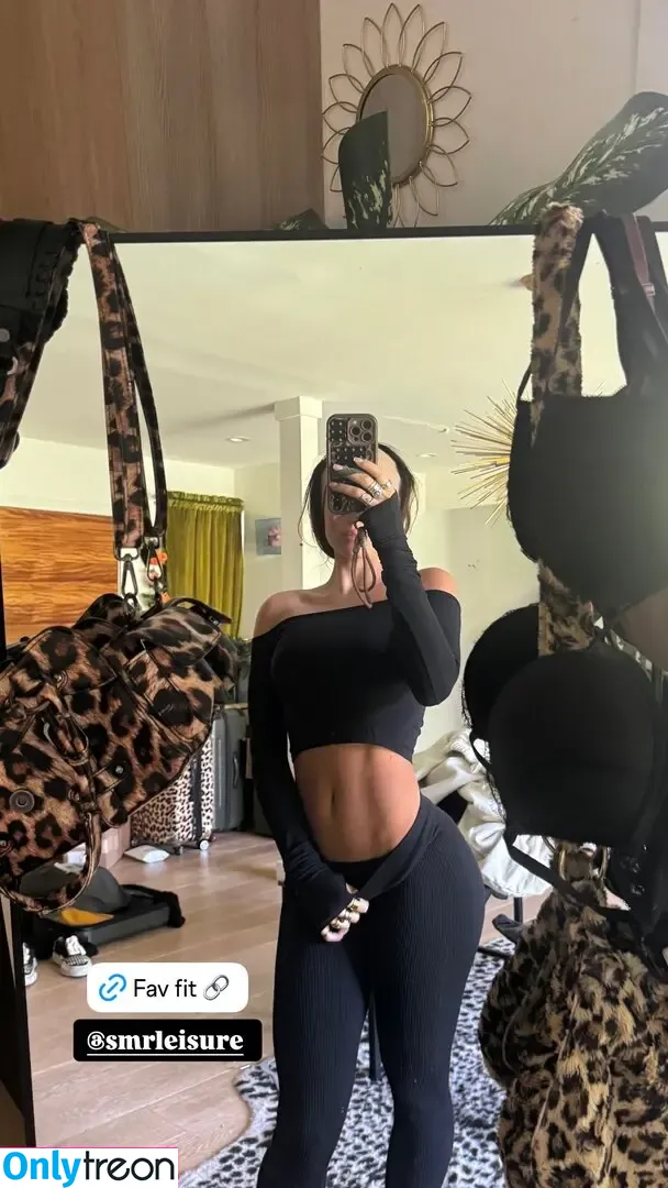 Sommer Ray nude photo #4200 (sommer-ray / sommerray)