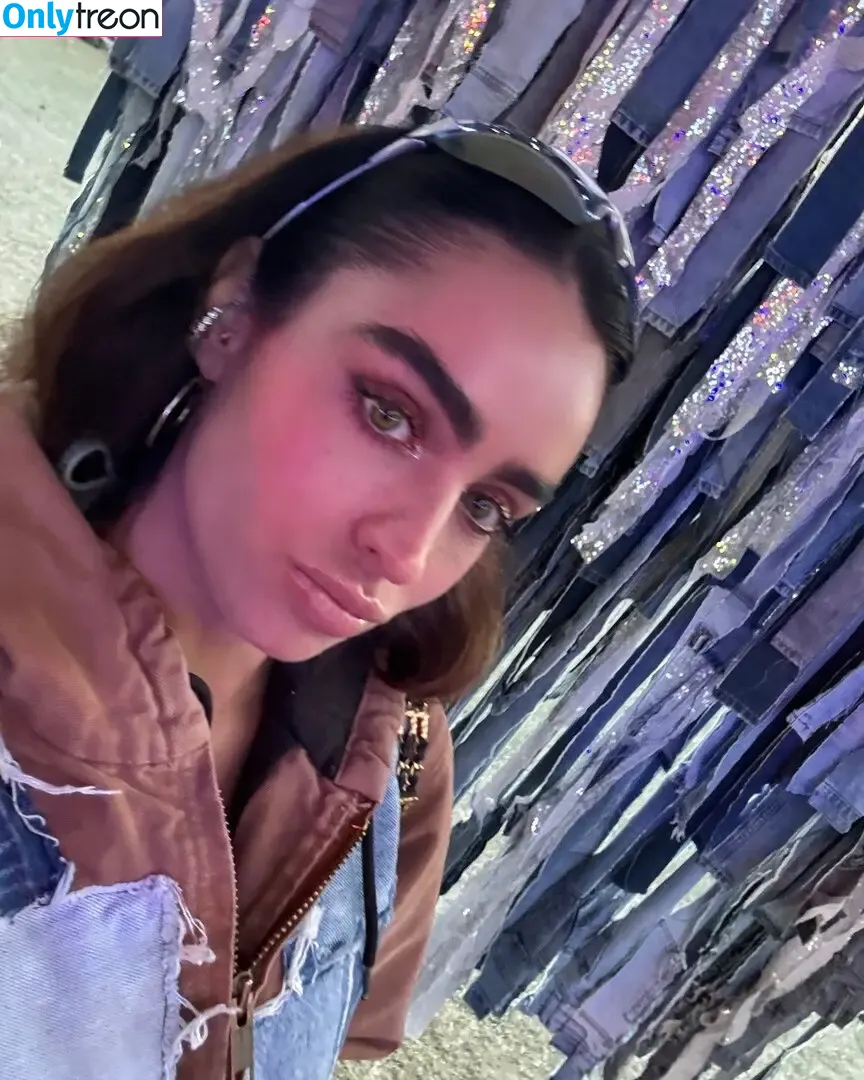 Sommer Ray nude photo #4211 (sommer-ray / sommerray)