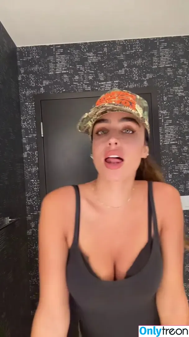 Sommer Ray nude photo #4276 (sommer-ray / sommerray)
