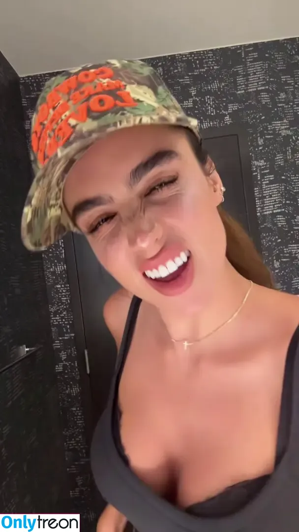 Sommer Ray nude photo #4286 (sommer-ray / sommerray)