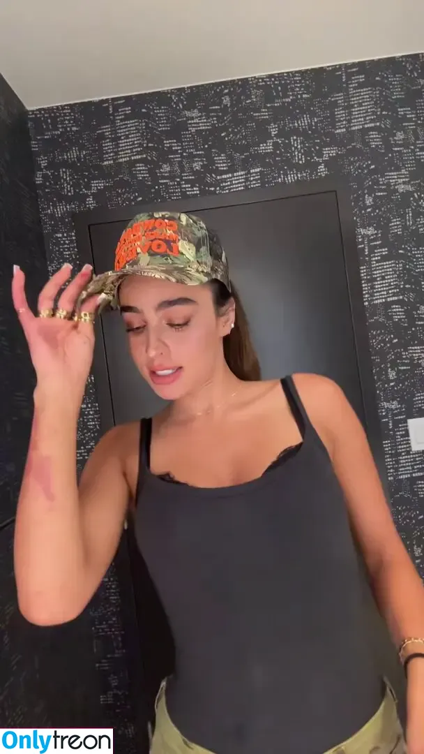 Sommer Ray nude photo #4289 (sommer-ray / sommerray)