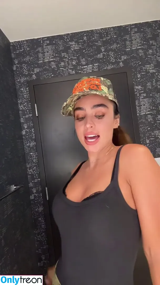 Sommer Ray nude photo #4295 (sommer-ray / sommerray)