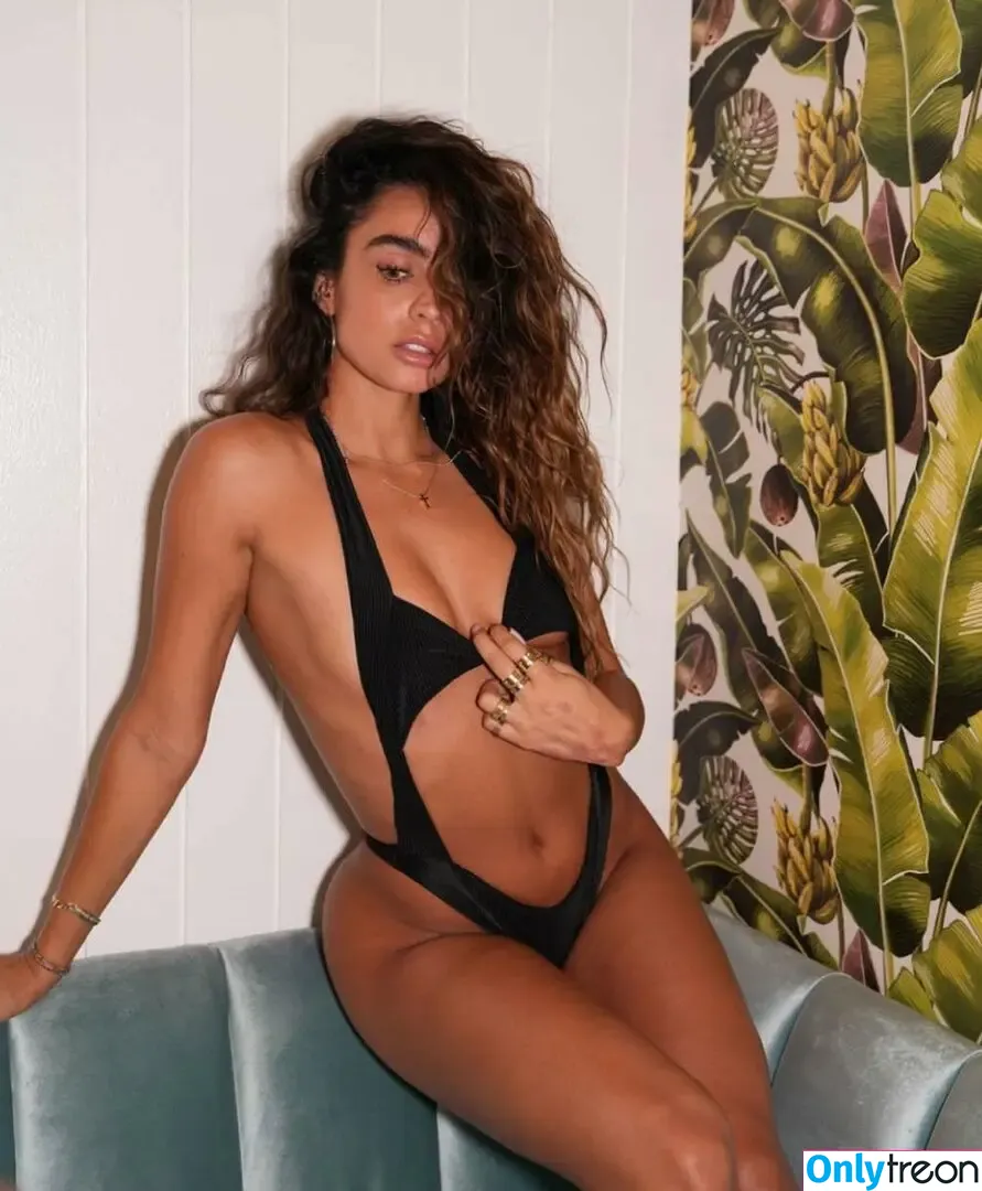 Sommer Ray nude photo #4414 (sommer-ray / sommerray)