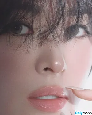 Song Hye-kyo / kyo1122 nude photo #0022