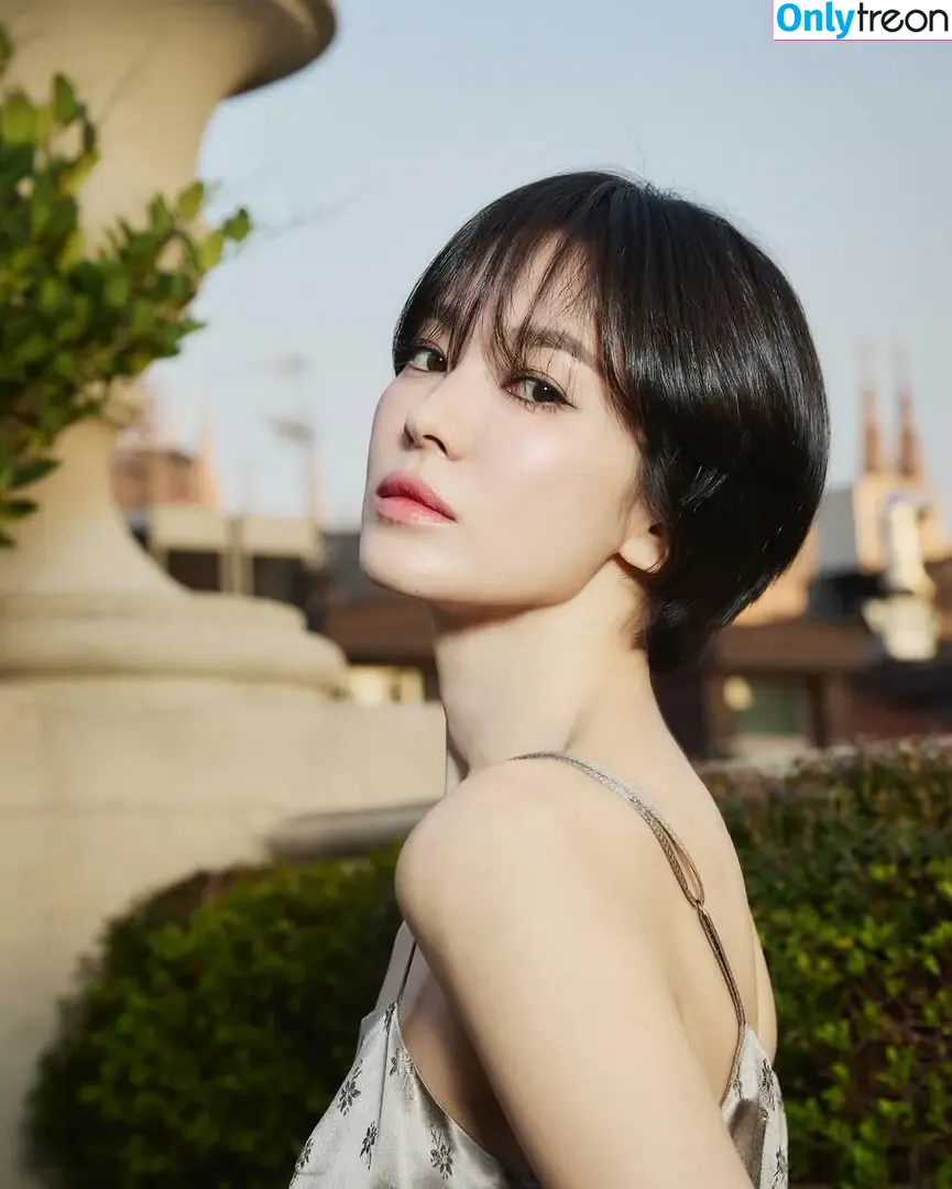 Song Hye-kyo nude photo #0002 (kyo1122)