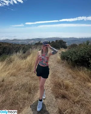 Sonja Reid / OMGitsfirefoxx nude photo #0146