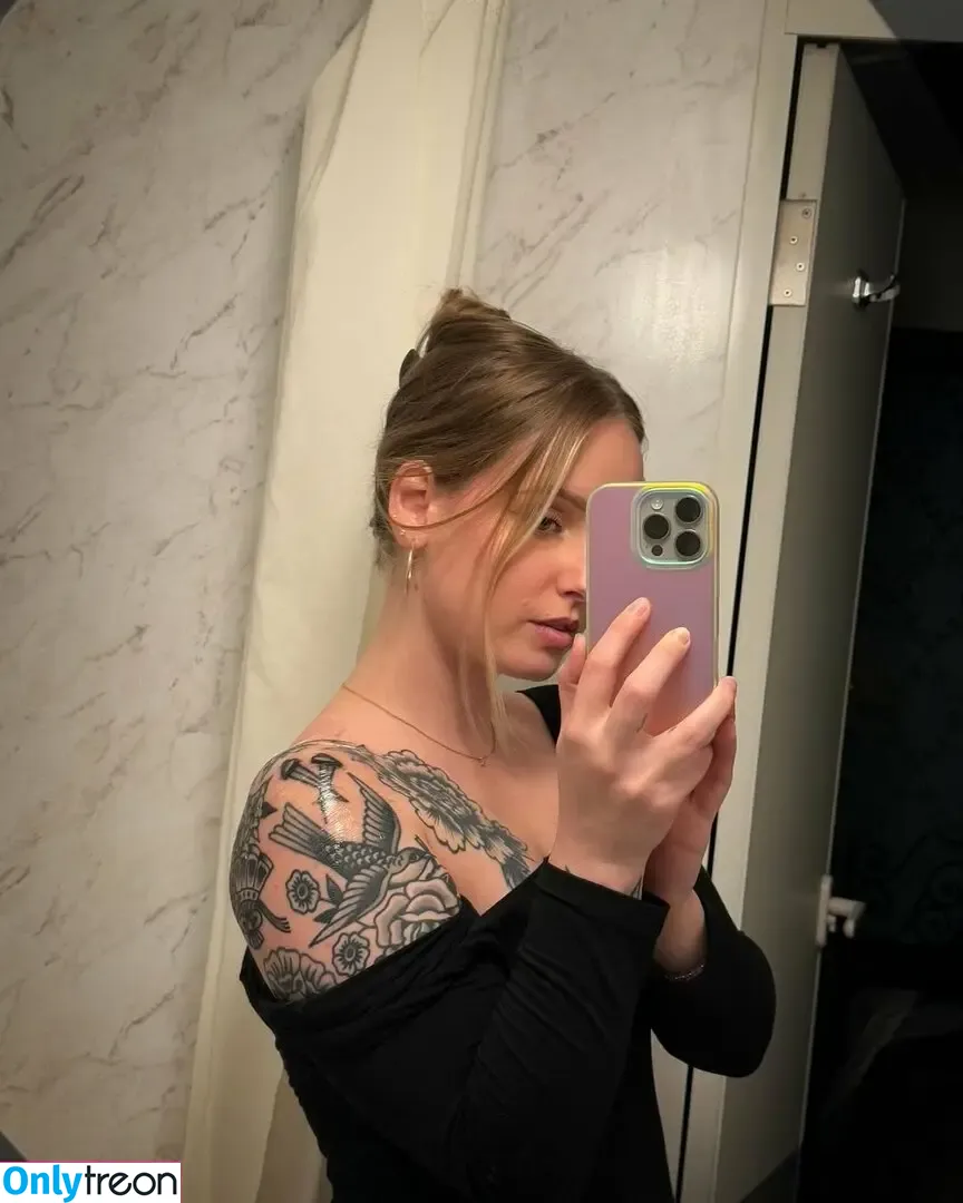 Sonja Reid голая photo #0148 (OMGitsfirefoxx)