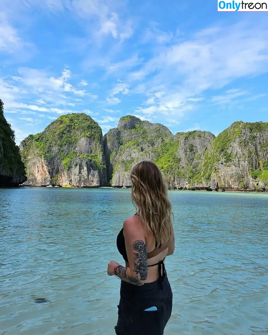 Sonja Reid голая photo #0175 (OMGitsfirefoxx)