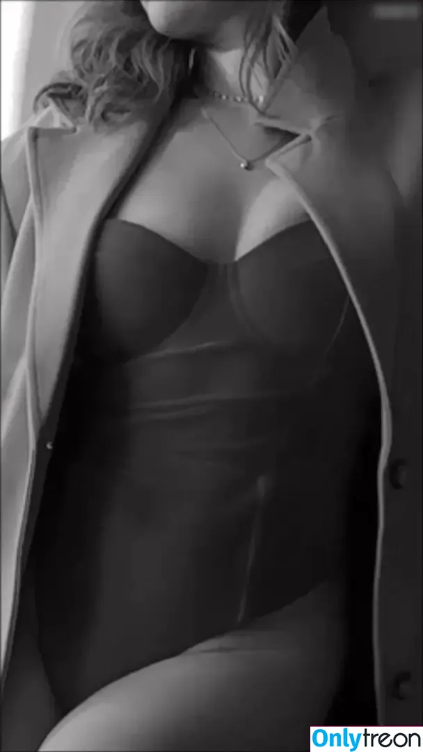 Sonny Loops nude photo #0105 (sonnyloops)