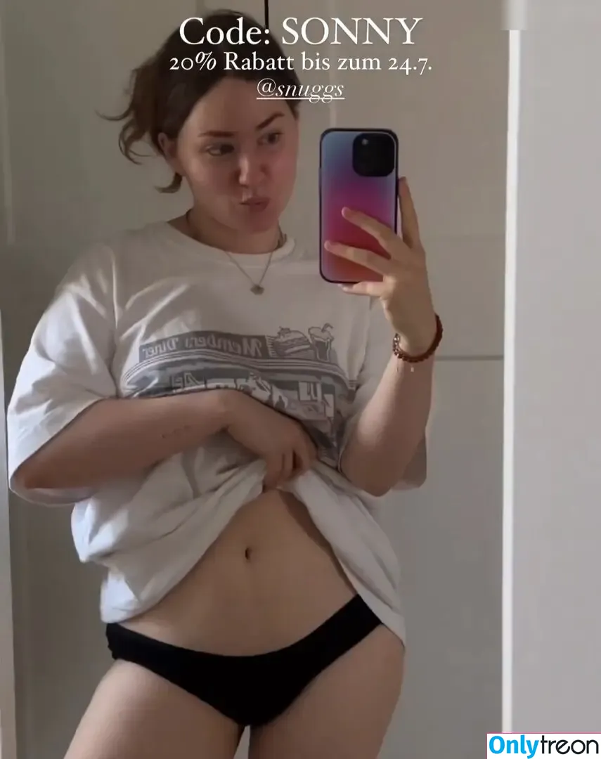 Sonny Loops nude photo #0252 (sonnyloops)