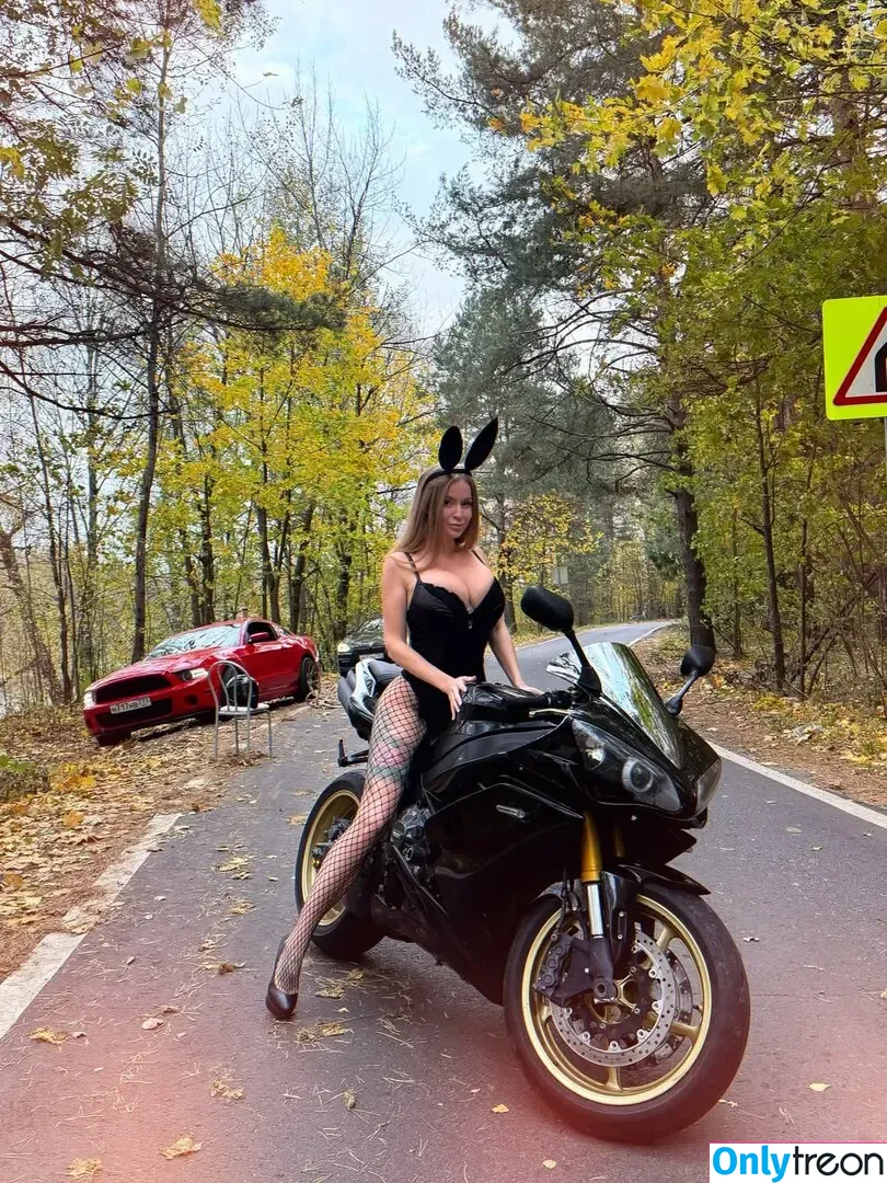 Sonya Temnikova nude photo #1114 (sonyatemnikova)